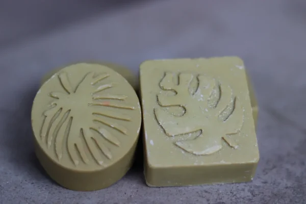 Savon à base de Moringa (Maroalomainty)